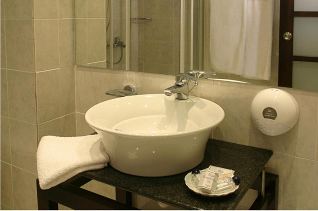 Alassia Hotel Atena