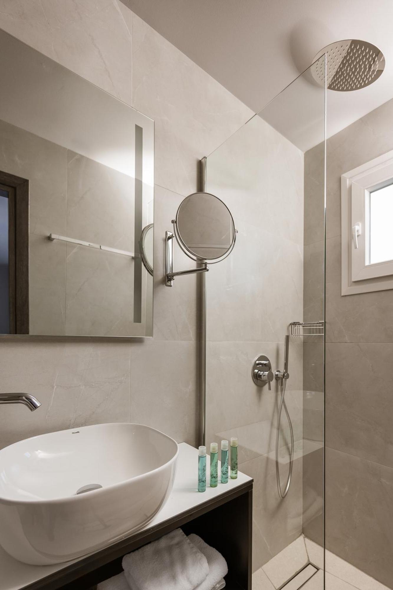 Hotel Alassia 3*